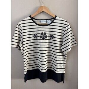 Jaclyn Smith Sport Women’s Striped Shirt Size Large Floral Embroidery